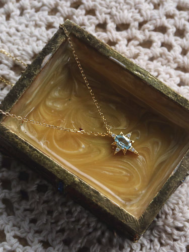 "Star in the Sea of People"-Blue Topaz Vintage Necklace - Gold-Plated Sterling Silver, Star Pendant with Zircon Accents,18"