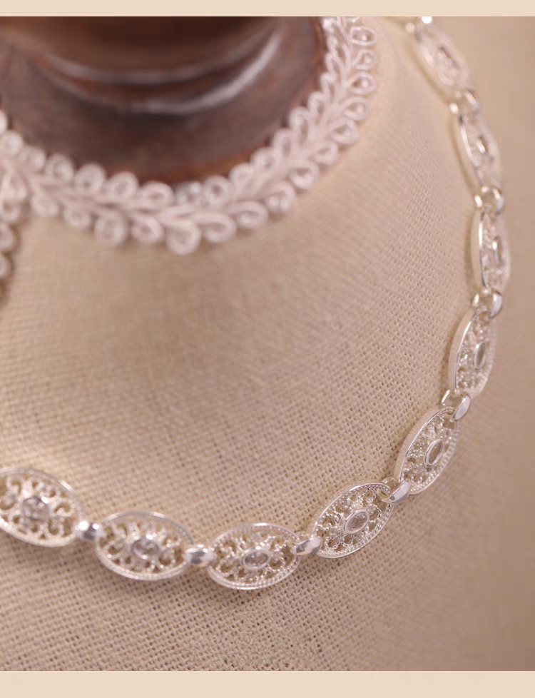 Weaving Light Necklace – Sterling Silver Vintage Lace Choker with Geometric Cutout Design