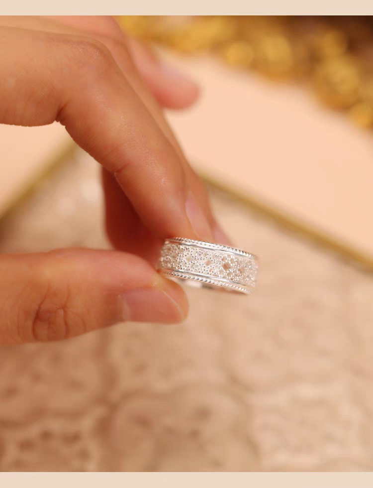 Weaving Light Ring – Sterling Silver Lace-Inspired Hollow Geometric Vintage Ring