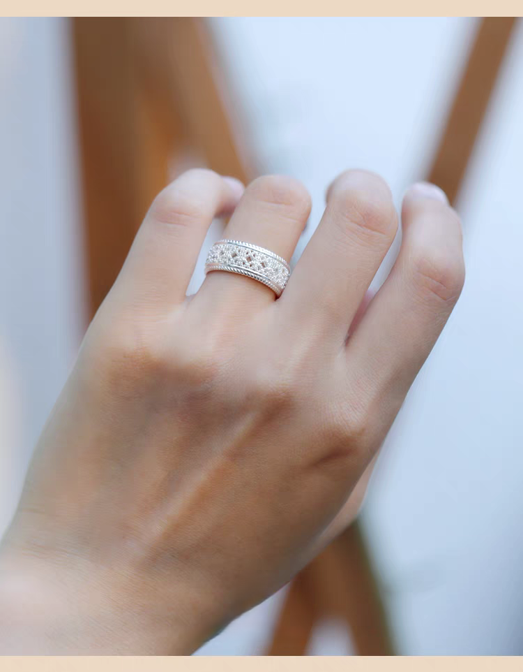 Weaving Light Ring – Sterling Silver Lace-Inspired Hollow Geometric Vintage Ring