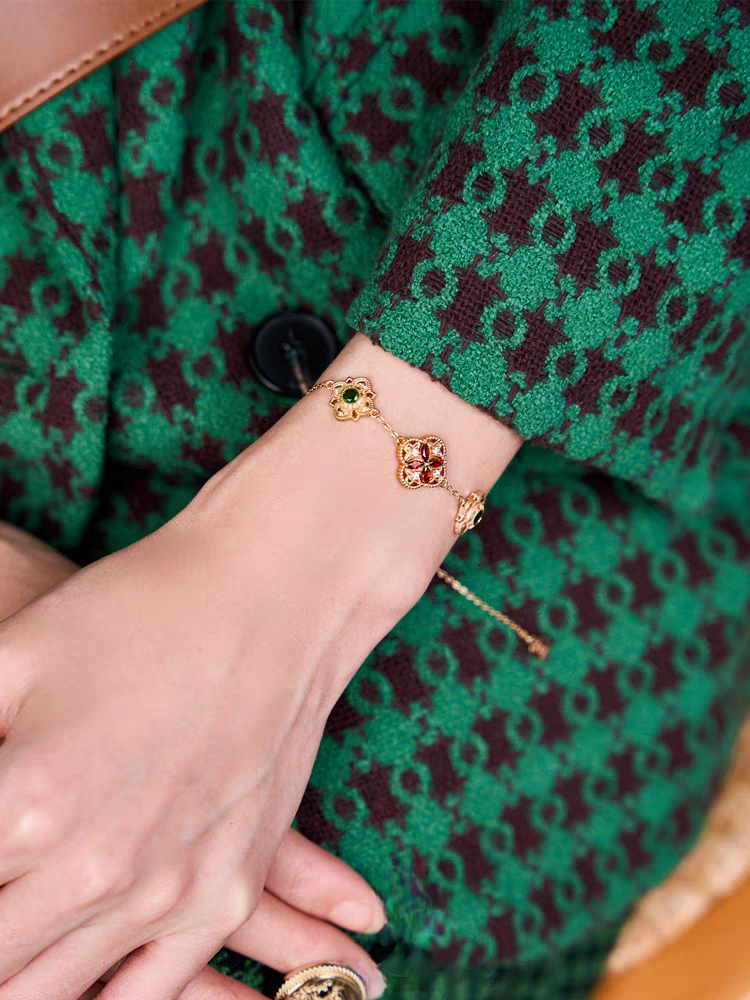 Flower Tile Bracelet: Vintage-Style Natural Gemstone Bracelet in Gold-Plated 925 Silver with Diopside and Garnet