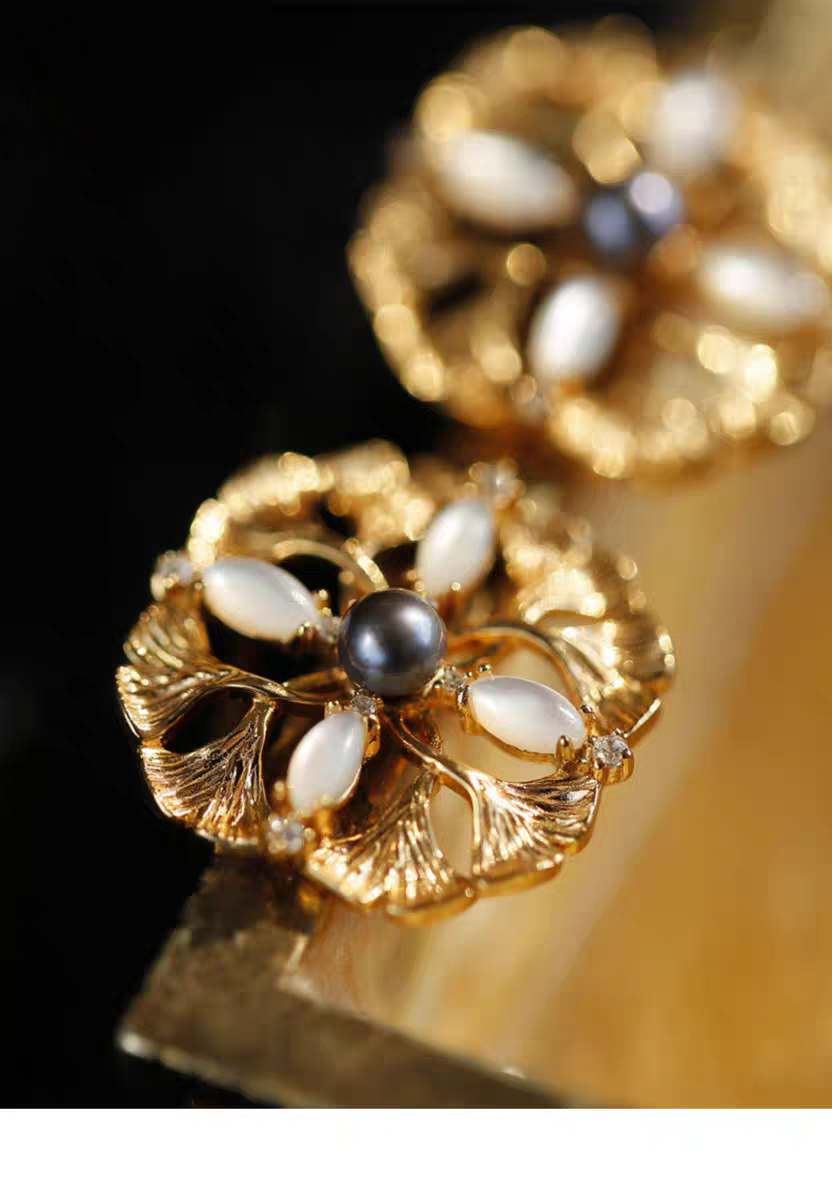 "Golden Ginkgo" Vintage Pearl Stud Earrings - 925 Silver & Gold-Plated Retro Leaf Design