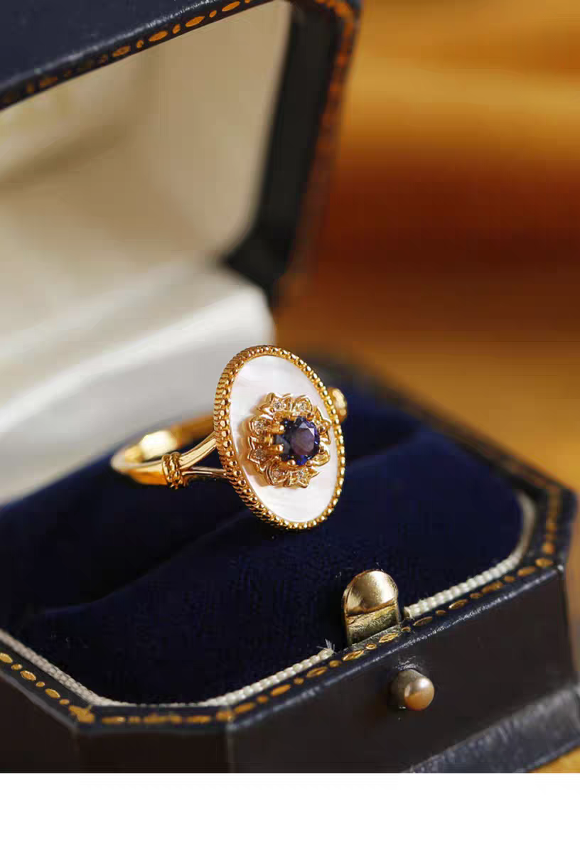 Blue Gilded Dream Ring – Vintage Royal Blue Sapphire & Mother of Pearl Oval Statement Ring in 925 Sterling Silver, Gold-Plated