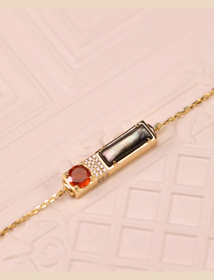 Twilight at Sunset Bracelet - Sterling Silver Garnet & Black Shell Rectangular Pendant Bracelet