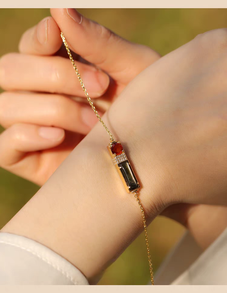 Twilight at Sunset Bracelet - Sterling Silver Garnet & Black Shell Rectangular Pendant Bracelet