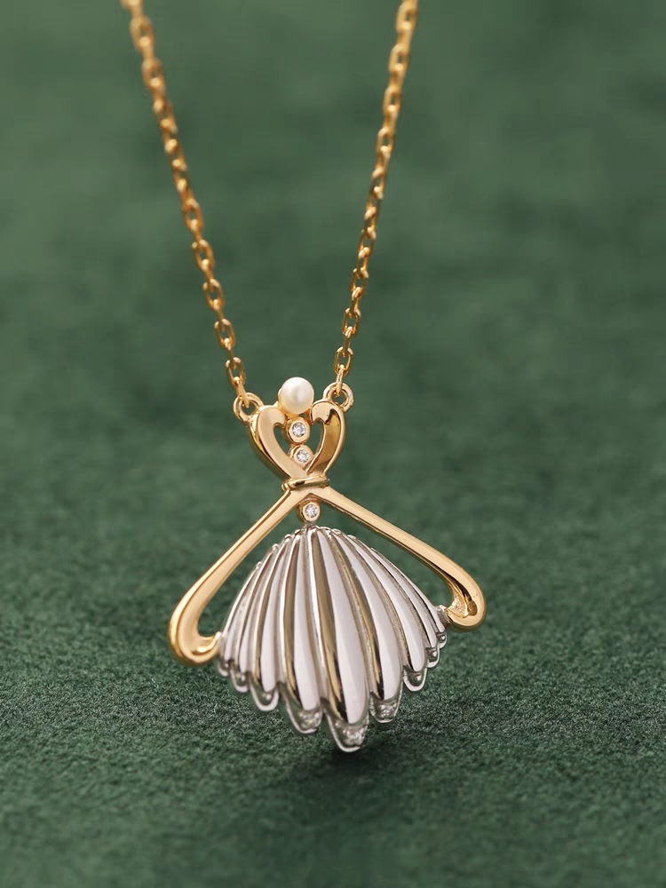 Grace Ballroom Gown Necklace - Gold-Plated Sterling Silver Vintage Pearl Pendant Necklace