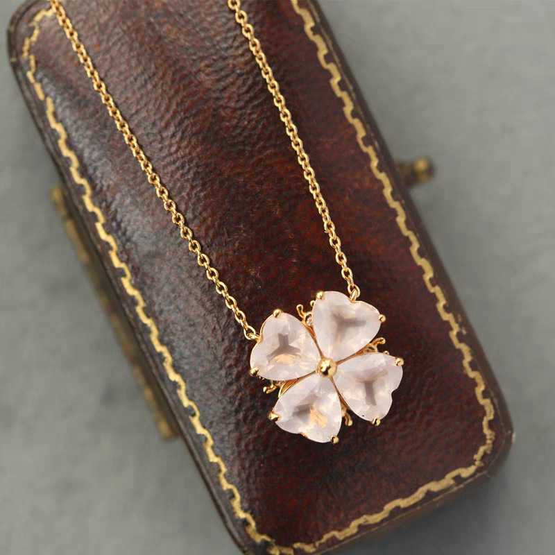 Sakura Bloom Necklace – Pink Heart Crystal & Gold-Plated Silver Cherry Blossom Pendant