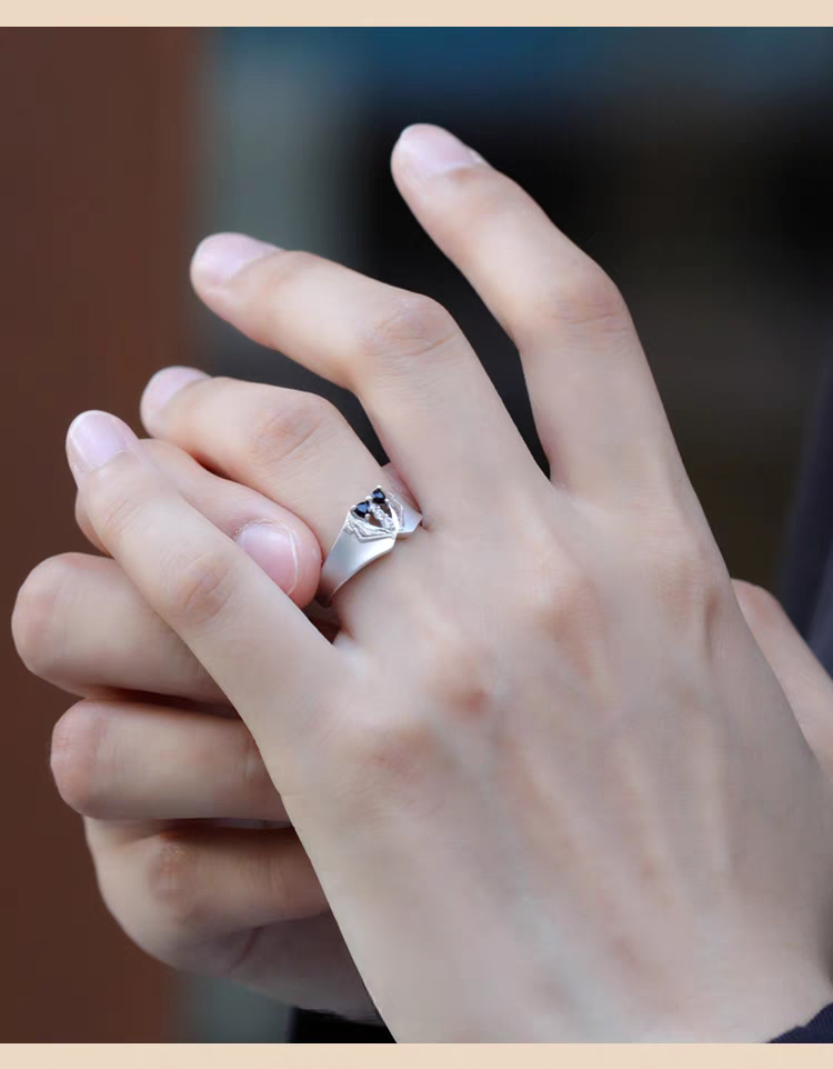 Weaving Light Ring – Vintage Silver & Black Onyx Statement Ring for Women